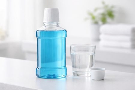 flacon-bain-bouche-comptoir-salle-bain