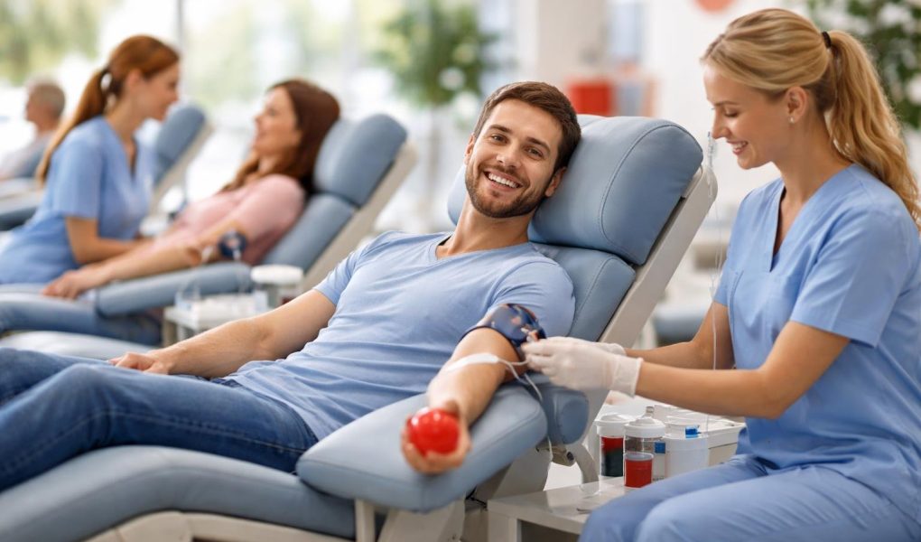 centre-don-sang-donateurs-fauteuils-infirmieres